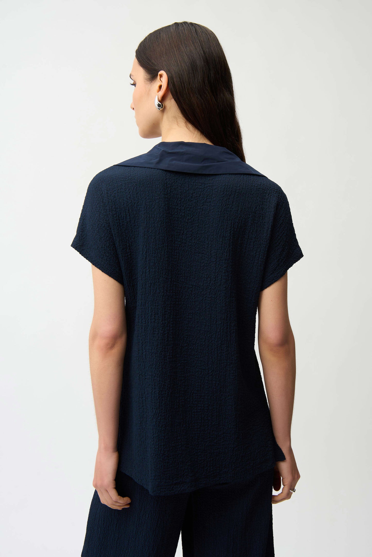 JOSEPH RIBKOFF SEERSUCKER BOXY TOP - NAVY
