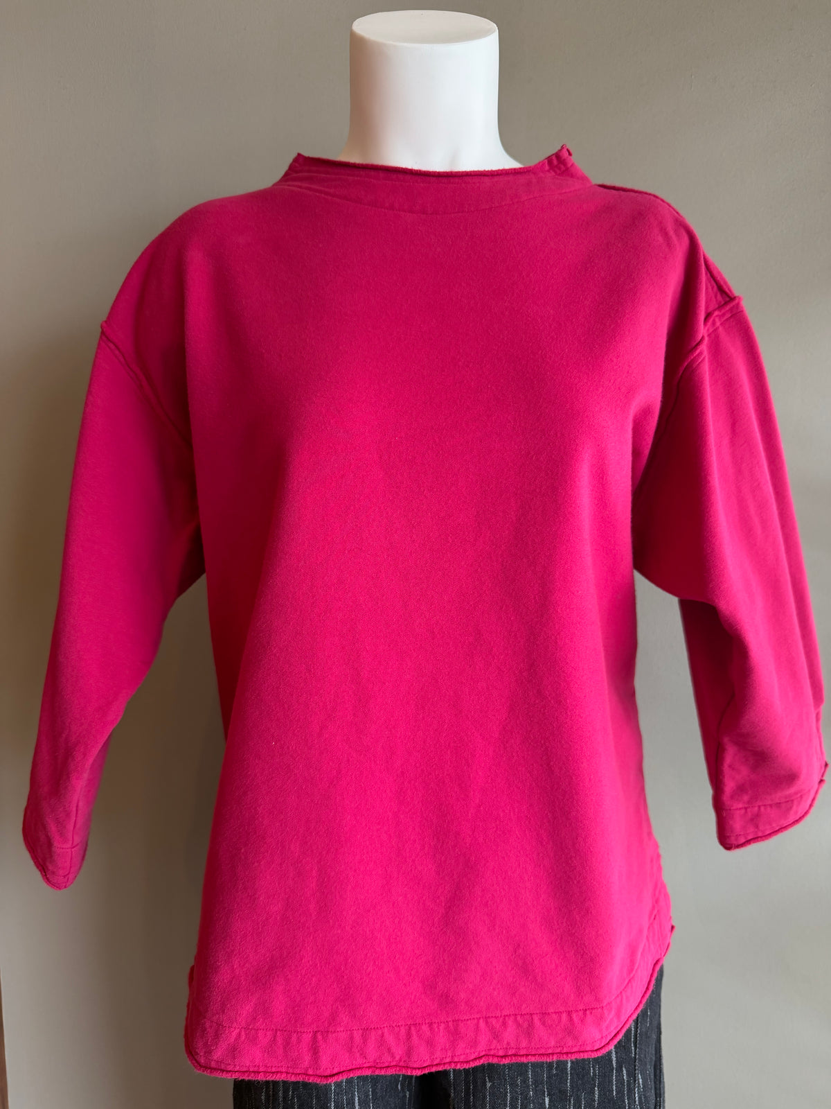 KLEEN 3/4 SLV CROP TOP - CARMINE