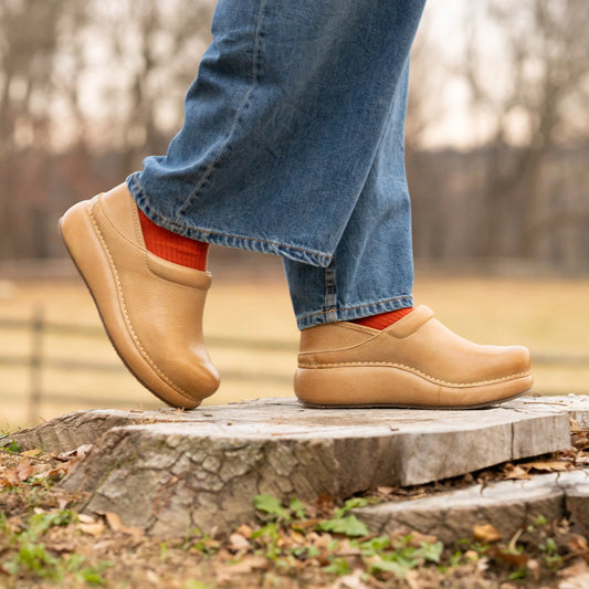 DANSKO PLATFORM PRO CLOG - HONEY TAN