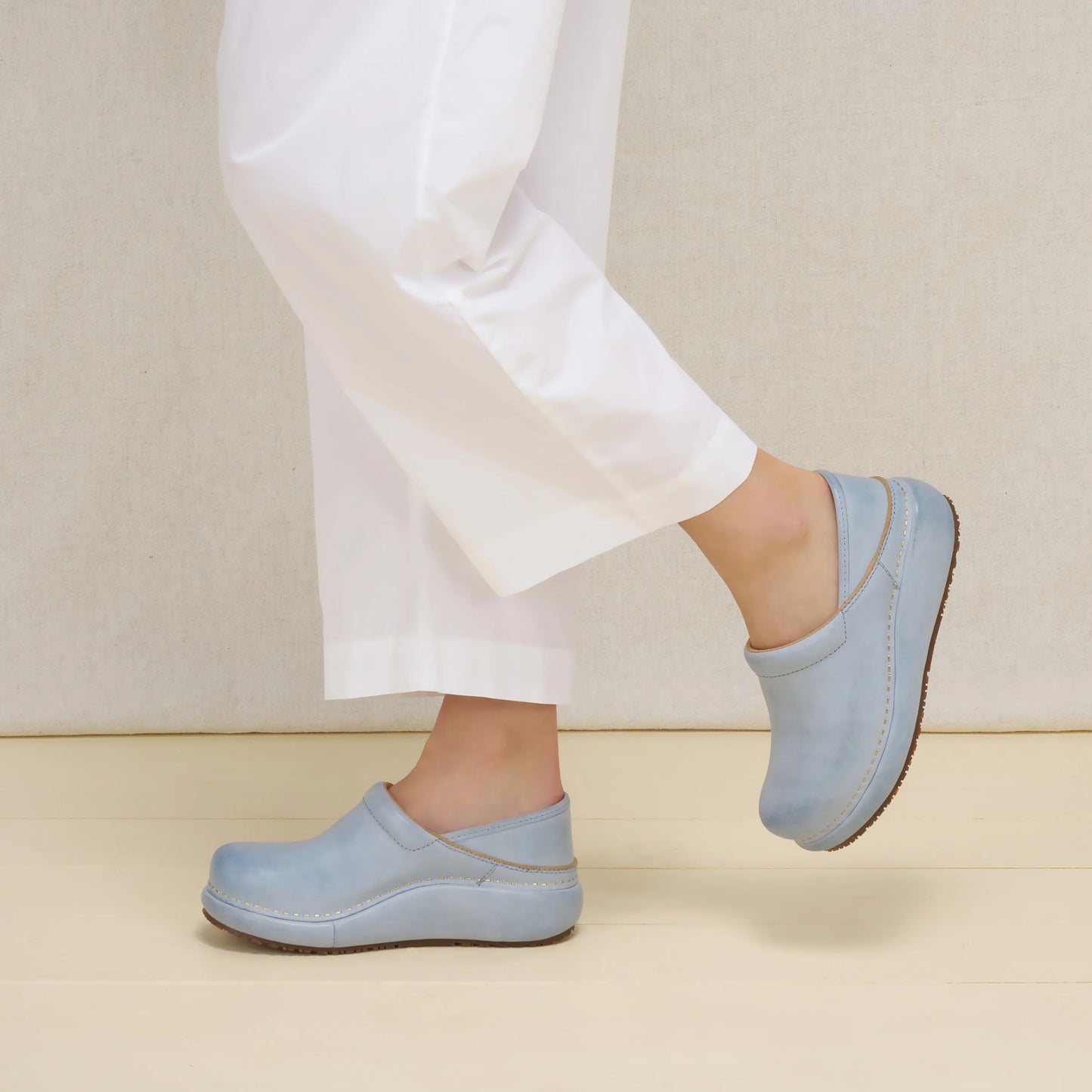 DANSKO PLATFORM PRO CLOG - SKY BLUE