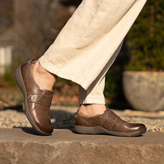 DANSKO SALLIE - STONE TAN