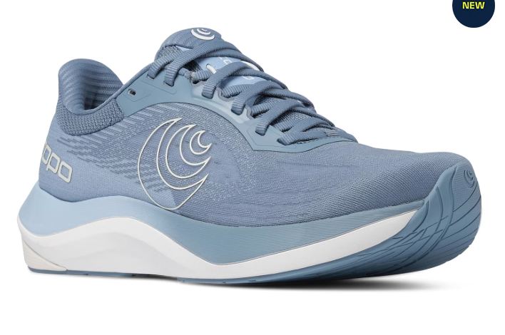 TOPO ULTRAFLY 6 - BLUE AND WHITE