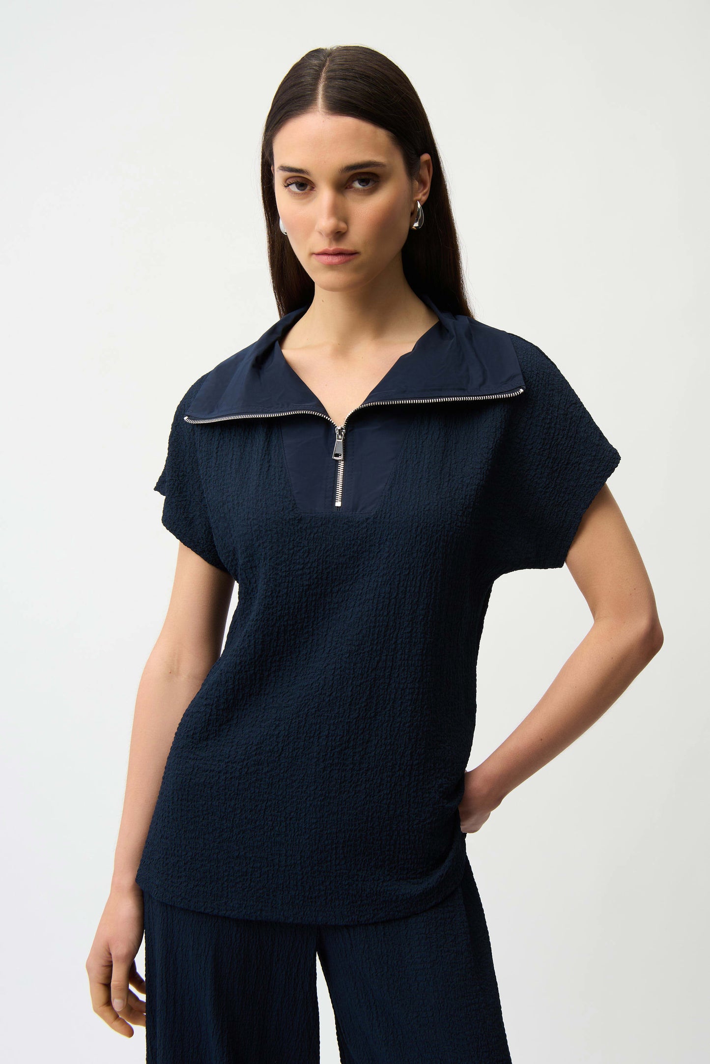 JOSEPH RIBKOFF SEERSUCKER BOXY TOP - NAVY