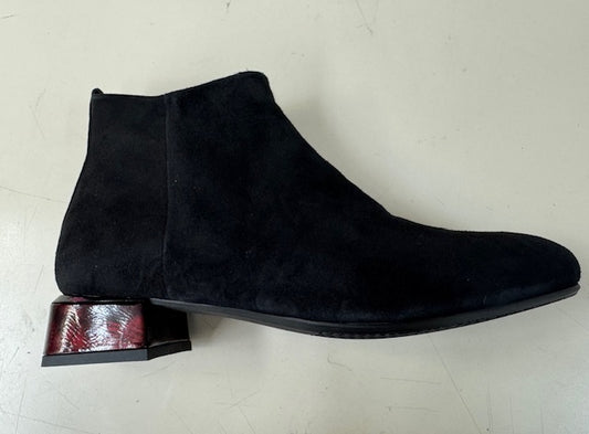 BELLA COMFORTO EMILY - BLACK SUEDE