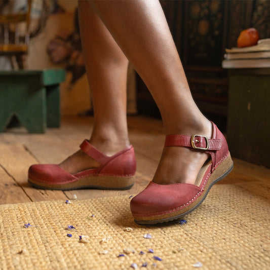 DANSKO MAE - RED