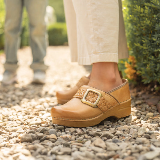 DANSKO PRO BRAIDED CLOG - HONEY TAN