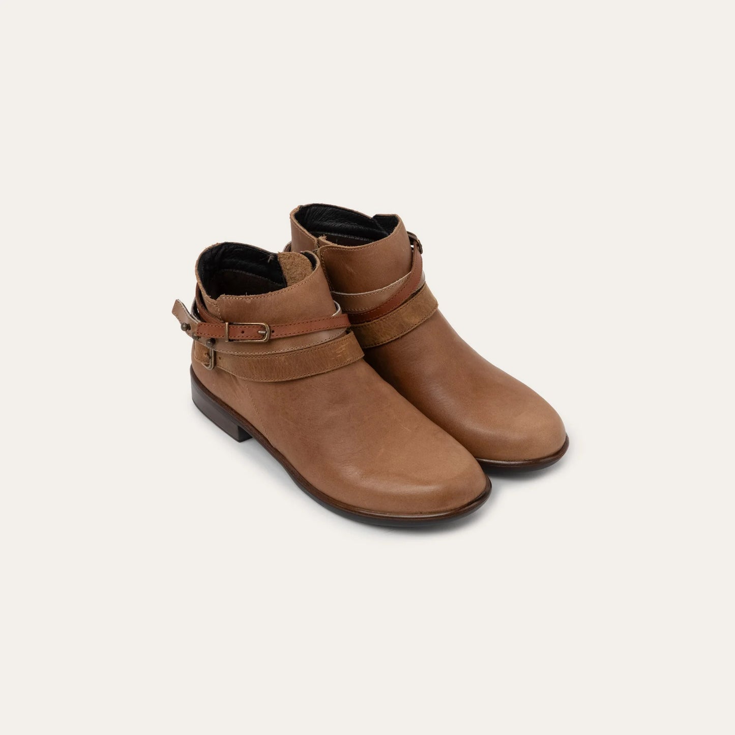 NAOT SUMATRA - LATTE BROWN LEATHER