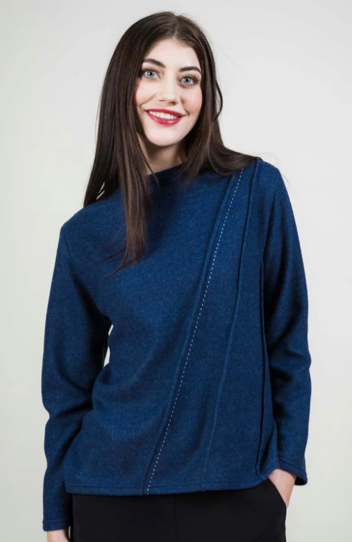 TRISHA TYLER SWTR W/ STITCH - BLUE