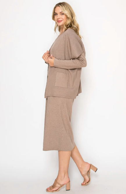 JOH SIA CARDIGAN - KHAKI TAN