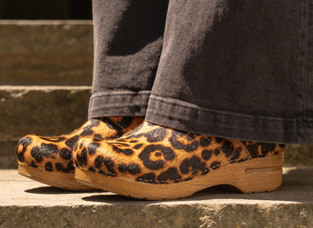 DANSKO PROFESSIONAL CLOG - LEOPARD HAIRCALF