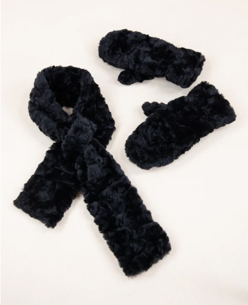 ORIGINAL USA MINKY SWIRLS SCARF ONLY - BLACK
