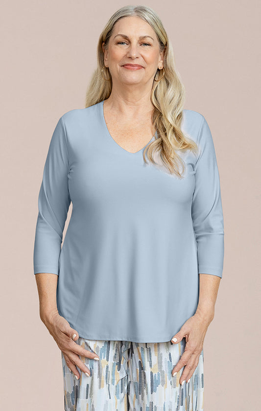 SYMPLI GO TO SOFT V-NECK TOP - STONE BLUE